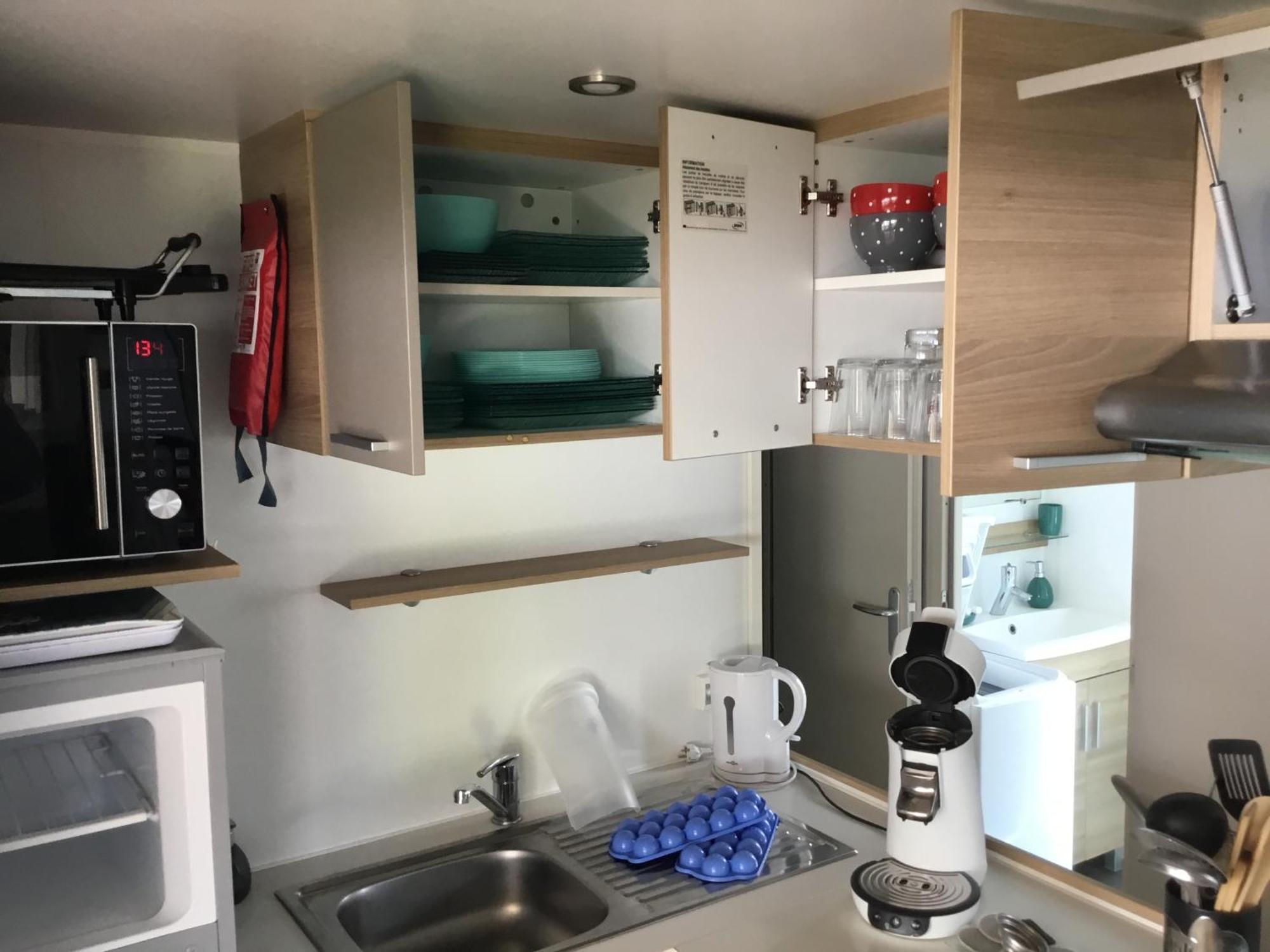 Frejus Tout Confort, Climatisation,Linge De Lit Et De Toilette, Coffre Fort, Ventilations Au Plafond Chambres Et Wifi Possible Luaran gambar