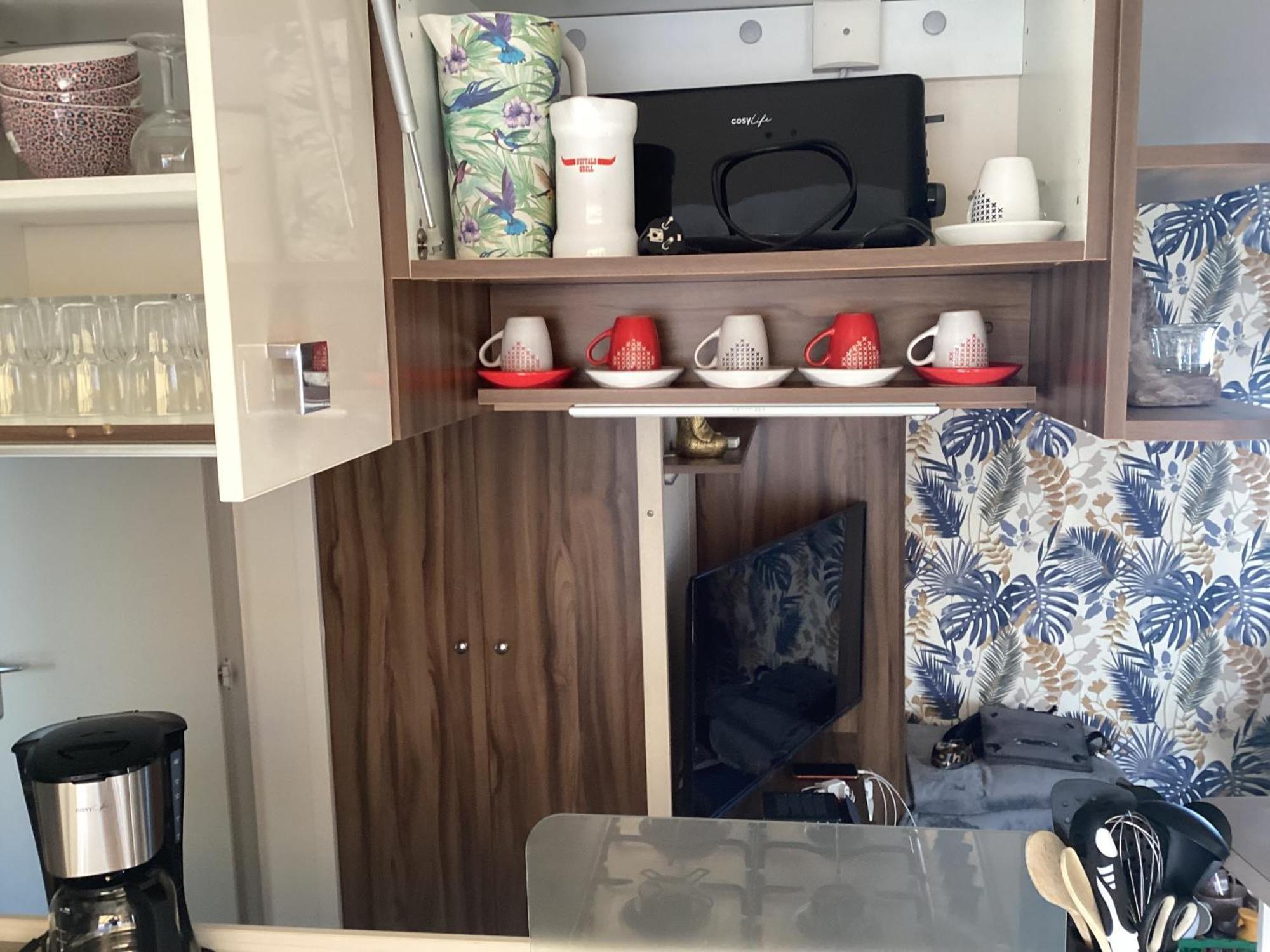 Frejus Tout Confort, Climatisation,Linge De Lit Et De Toilette, Coffre Fort, Ventilations Au Plafond Chambres Et Wifi Possible Luaran gambar