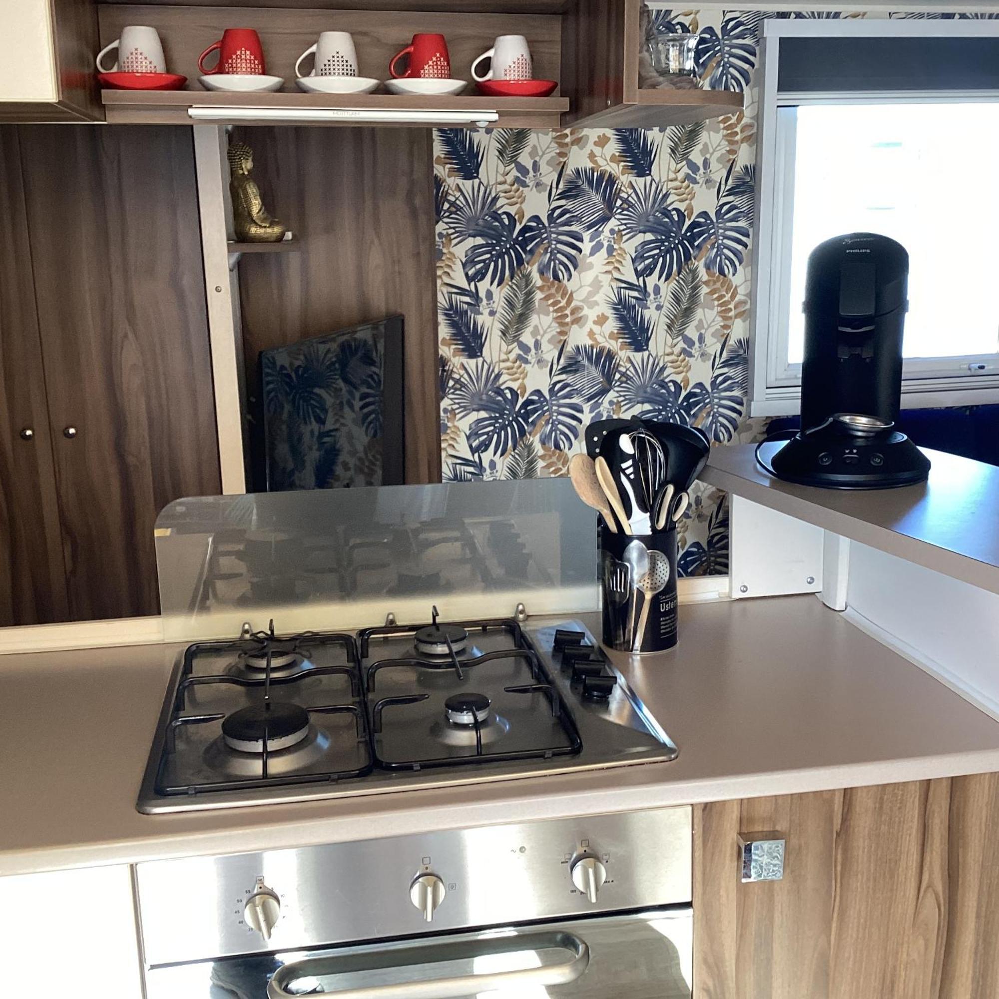 Frejus Tout Confort, Climatisation,Linge De Lit Et De Toilette, Coffre Fort, Ventilations Au Plafond Chambres Et Wifi Possible Luaran gambar